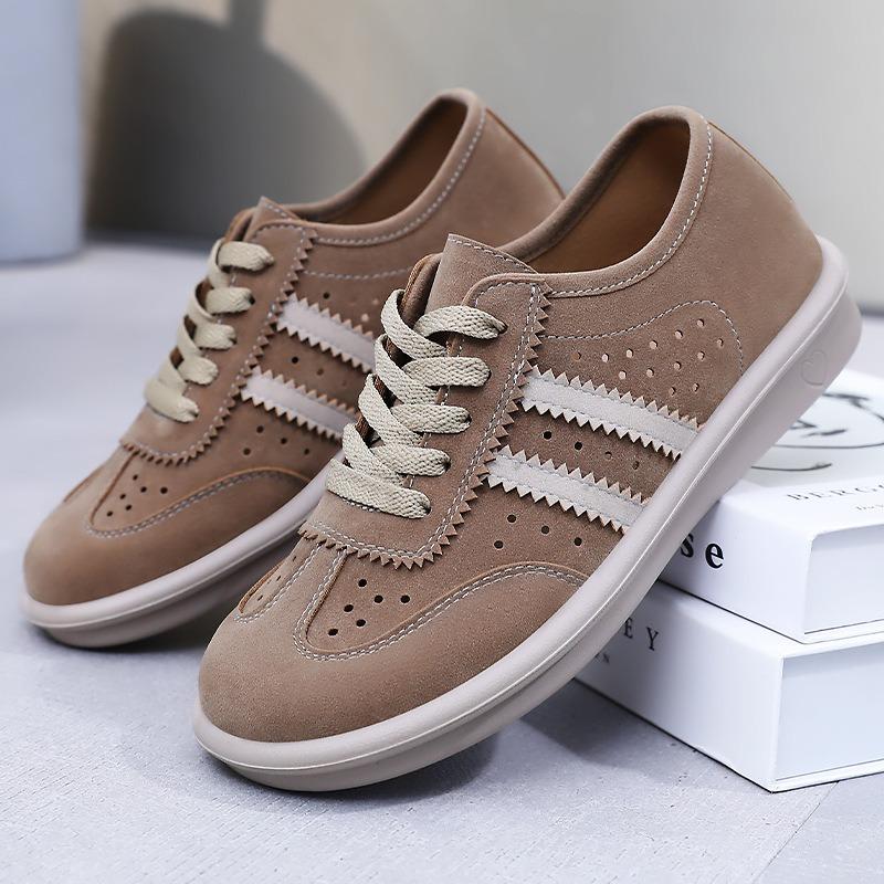 Fashion Women's Forrest Gump Shoes New Retro German Training Shoes Lace Up Casual Women's Soft Sole Breathable Fashionable Board Shoes