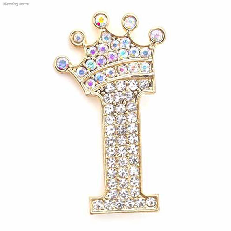 New 26 Letters A-Z Brooch Rhinestones Crystal Gold Color English Alphabet Metal Pins Cute Jewelry Accessories Christmas Gift