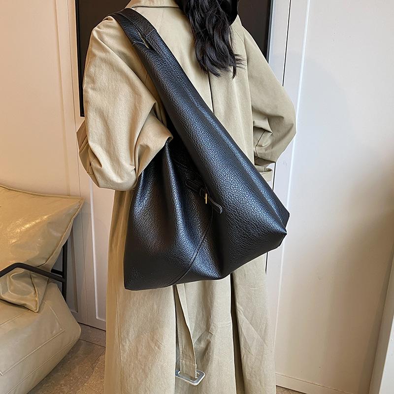 Retro High-end Bag Women's 2025 New Fashion Simple Shoulder Underarm Bag Commuter Tote Bag Big Bag