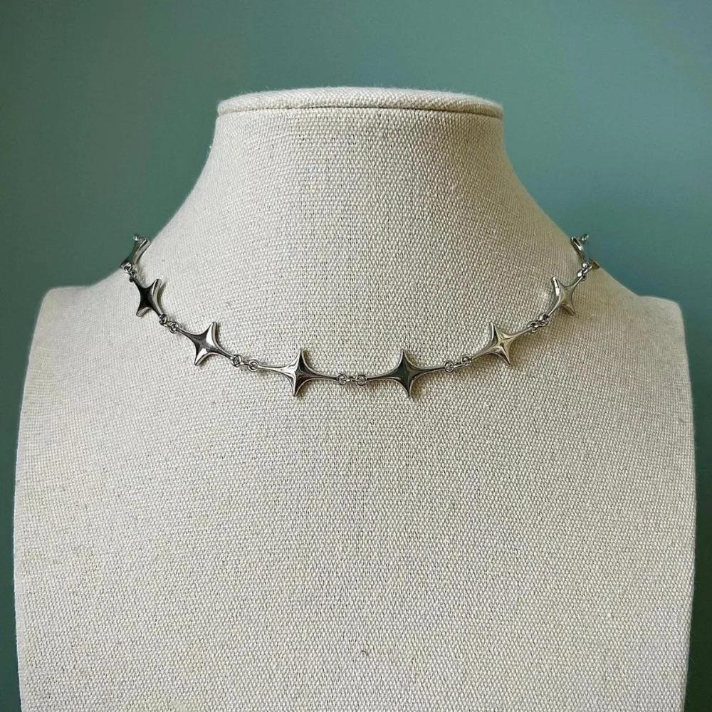 Choker Punk Étoile Rivetée en Acier Inoxydable, Bijoux Rock, Hippie, Gothique, Sens du Design, Pique, Étoile Croisée, Charme Nez, Collier pour Femmes