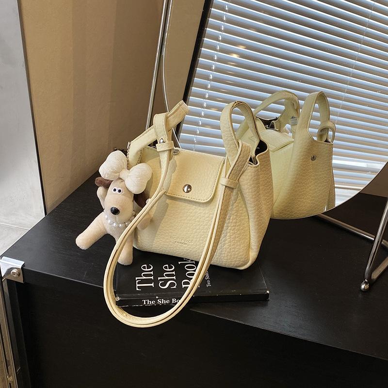 

Модные женские сумки Новая наплечная сумка-мессенджер no pendant жёлтый