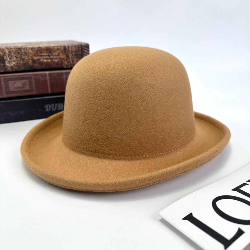 Nouveau Haut-de-forme Quatre Saisons Chapeau Léger Dôme Plissé Mode Polyvalent Protection Solaire Chapeaux Homme et Femme