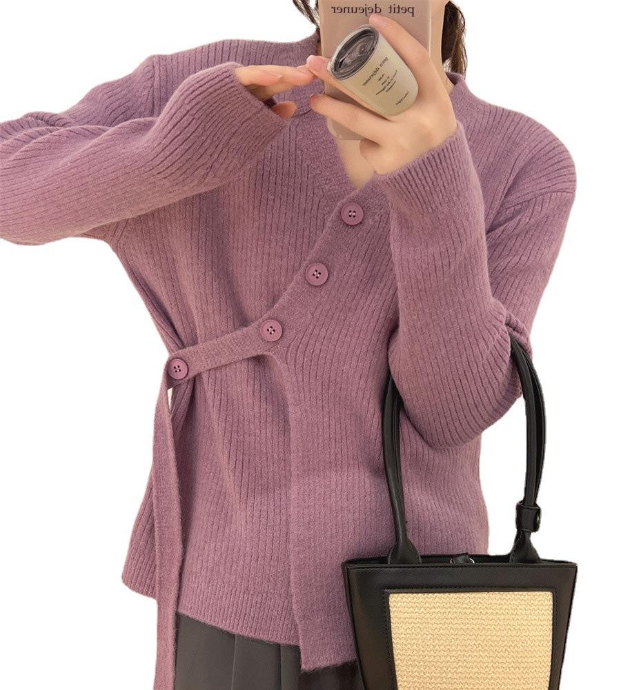 

Вязаный кардиган с нерегулярной диагональной пряжкой и лентой Design Sense Модный темпераментный свитер для женщин Повседневная удобная женская одежда для поездок на работу фиолетовый