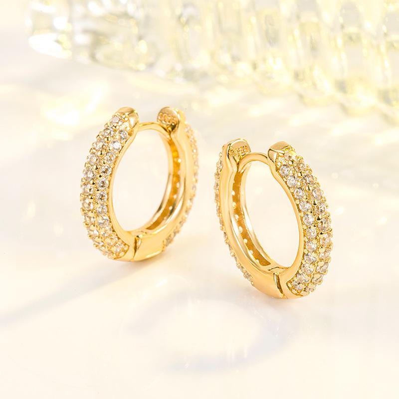

French super flash rhinestone circle earrings cold wind earrings ear buckles high-end temperament fashion earrings 2026 золотий