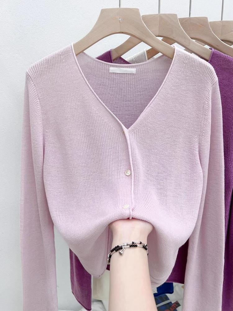 

Корейский кардиган женский тонкий летний повседневный однотонный женский солнцезащитный универсальный трикотажный V-образный вырез сладкий стиль конфетный цвет базовый повседневный One Size светло-фиолетовый
