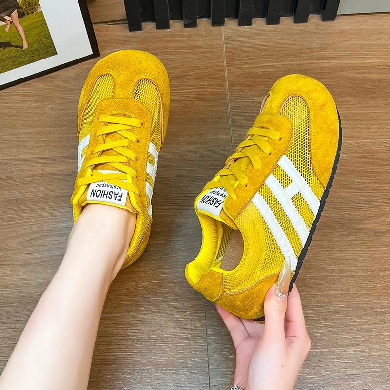 

Универсальные дышащие нишевые сетчатые ретро однотонные немецкие тренировочные туфли для отдыха, женские кроссовки на плоской подошве Forrest Gump, новые модели 2025 года 40 жёлтый