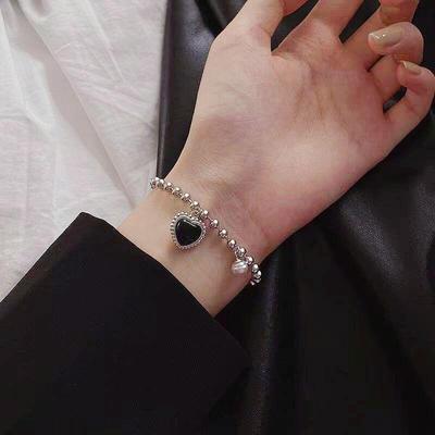 Set Bracciale e Collana Perla Nera con Ciondolo a Cuore - Eleganti Perle Rotonde in Stile Freddo di Tendenza per Donne