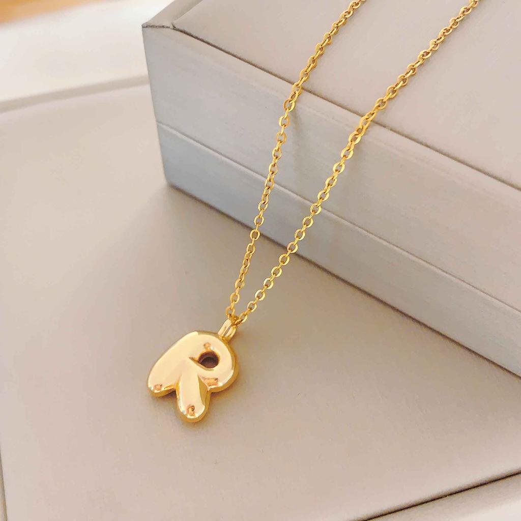 European and American popular glossy English letter necklace autumn and winter niche versatile high-end sense does not fade titanium steel necklace
