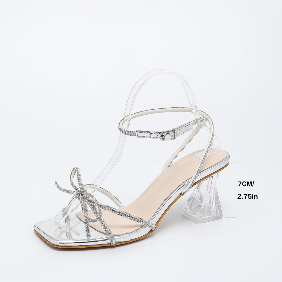 

Новая женская обувь ветер ночная игра квадратный носок стразы бант ремешок толстый каблук сандалии женские 42 серебряный