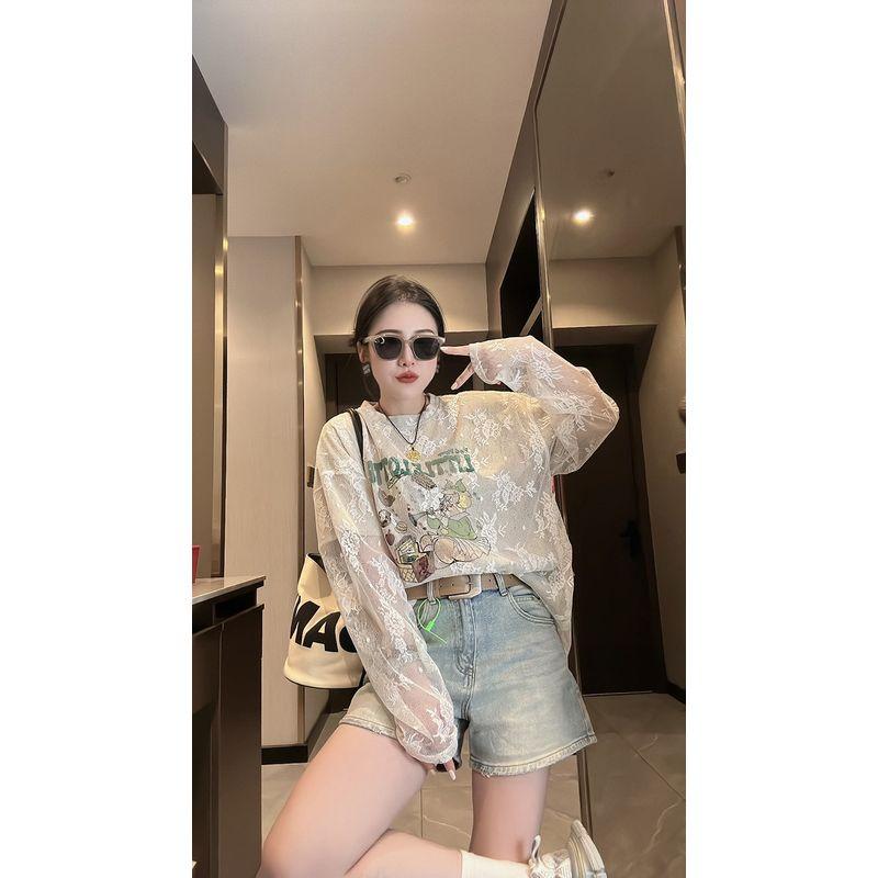 

Весна 2025 Новая Мультяшная Кружевная Лоскутная Футболка с Длинными Рукавами в Стиле Псевдо-Двойки Свободного Кроя с Принтом Букв Средней Длины Удлиненные Топы Apricot L