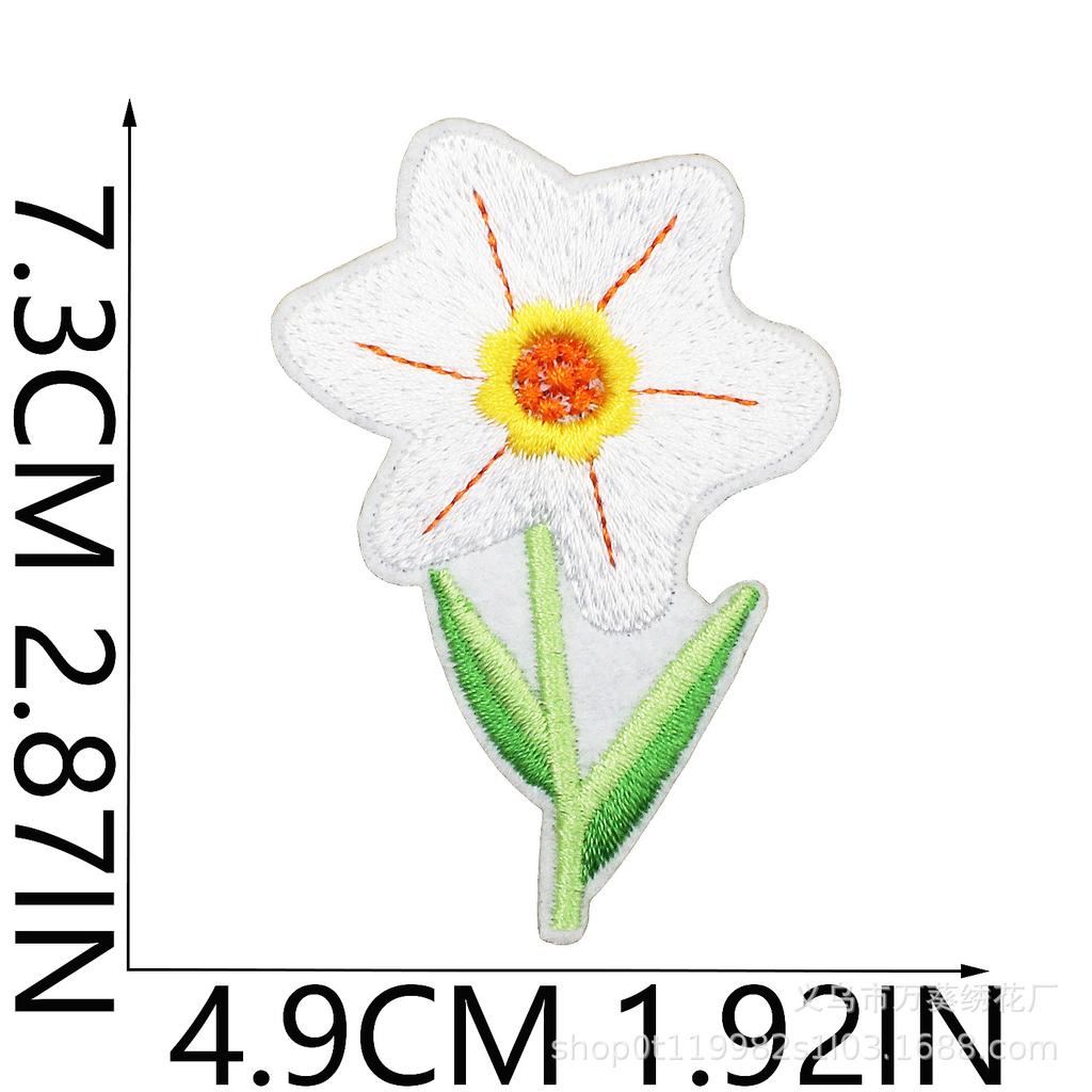 Small Daisy Embroidery Cloth Sticker Cartoon Peony Flower Bag Decoration Computer Embroidery Beautiful Small Red Flower Patch Ironing