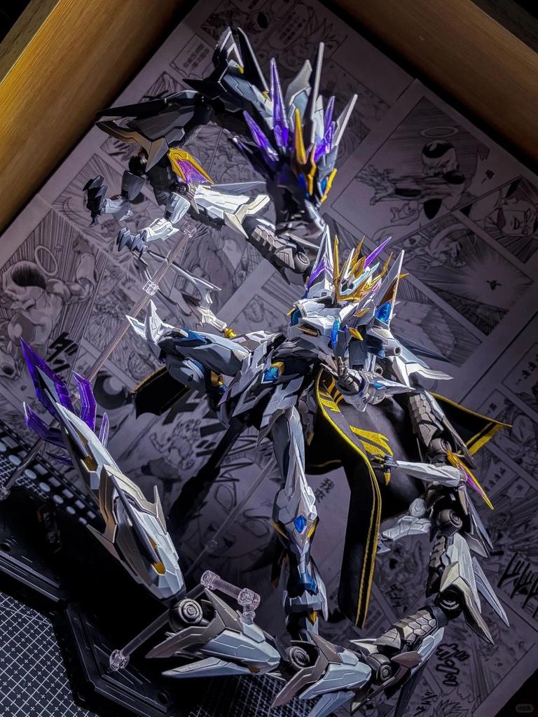 In Stock Motor Nuclear Model Aobing Weiwu Color Mg 1/100 Toy Mnp-Xh03W Assemly Model Kit Aobin Alloy Skeleton Action Figure Toys