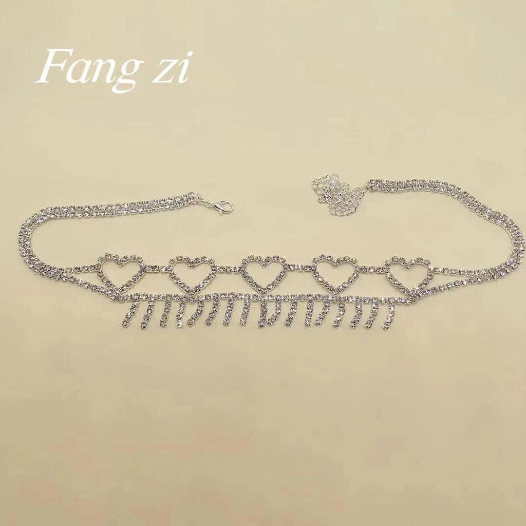 Korean Style Romantic Rhinestone Heart Claw Chain Necklace - Women's Sparkling Banquet Accessory.