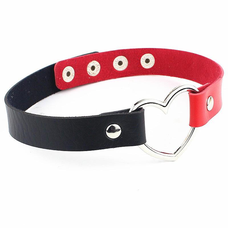 Four-Buckle Harajuku Punk PU Leather Peach Heart Necklace