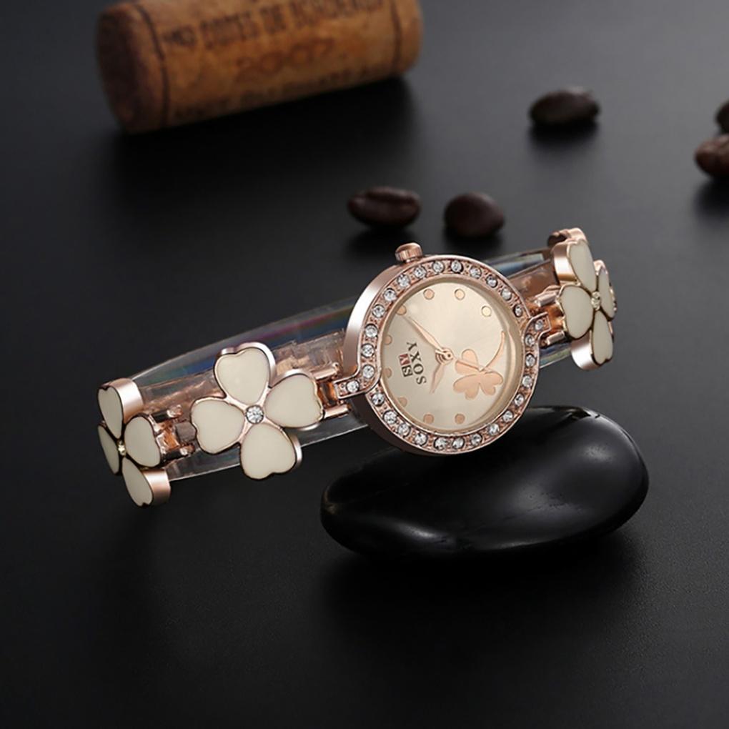 Clover Cubic Women's Wristwatch Metal Bracelet Watch