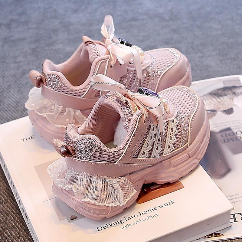 New Summer Girls' Shoes: Children's Sports Mesh Shoes, Breathable Mesh Surface, Lightweight Running Sneakers for Older Girls