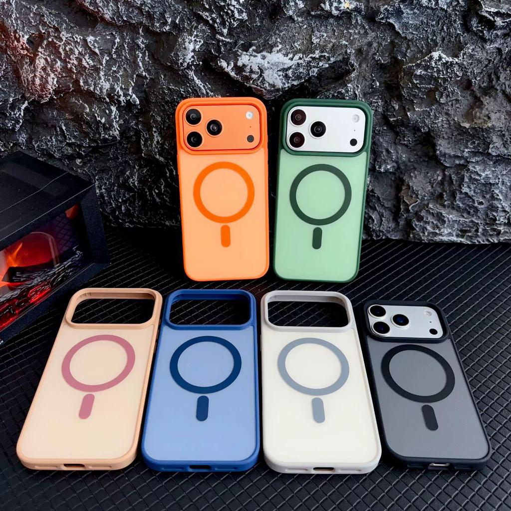 iPhone 17 Pro Case: Matte Skin-Feel, Color Blocking, Magnetic, Acrylic, Full Coverage Protective
