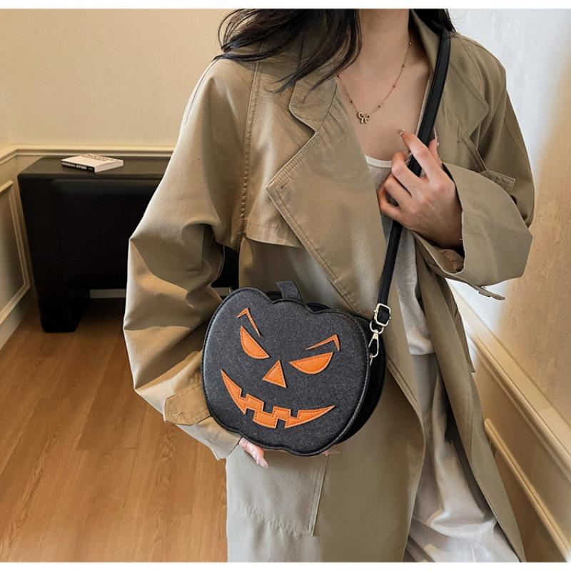 Niche bag women's autumn and winter new casual funny Halloween pumpkin head cartoon shoulder messenger bag