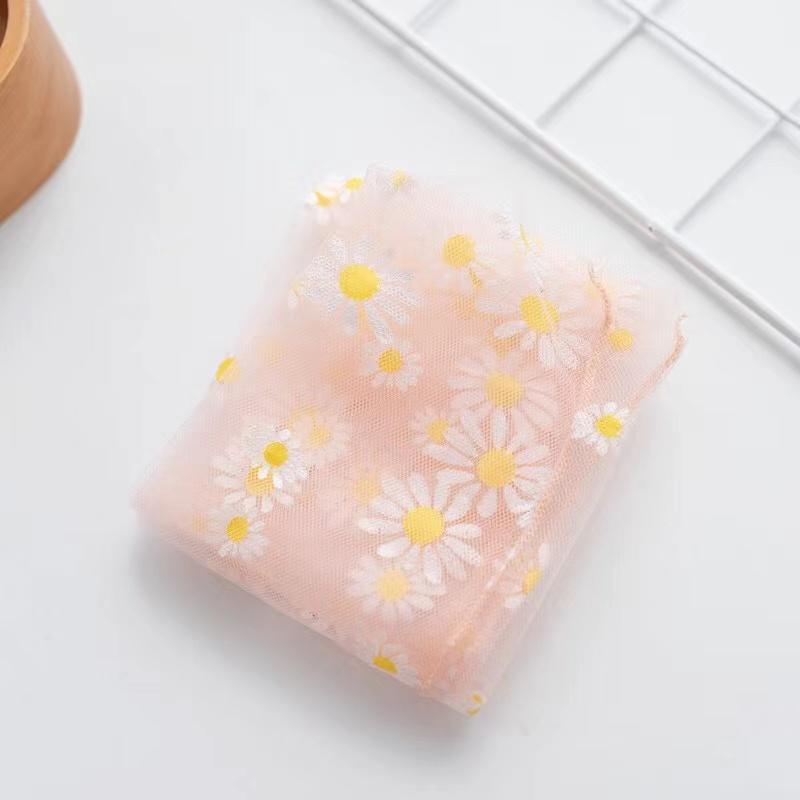 Sexy Lace Mesh Fishnet Socks Transparent Ankle Net Yarn Thin Women Cool Transparent Socks Bud Silk Daisy Flower Stockings Mesh