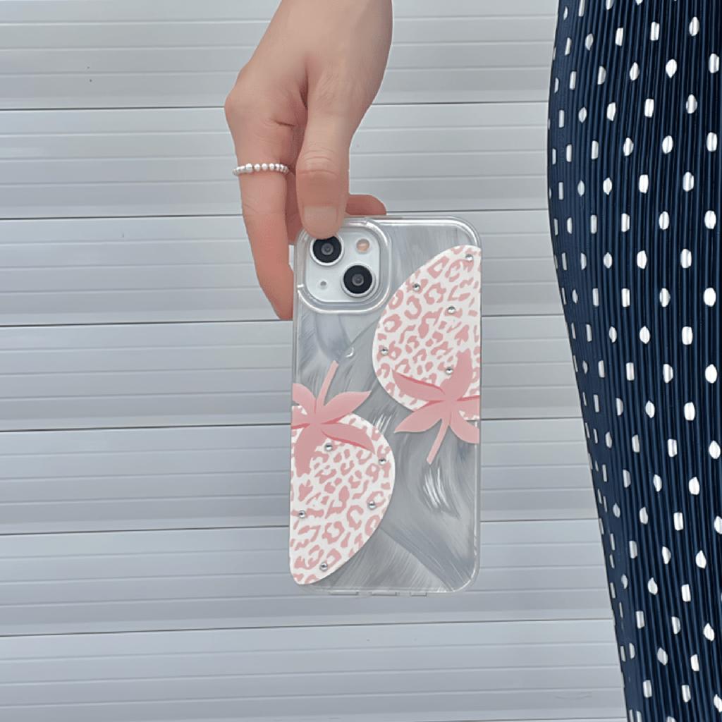 Colorful Butterfly Feather Phone Case For iPhone 15 14 13 12 11 Plus Pro Max Cartoon Strawberry Pattern Phone Case