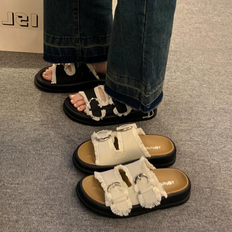 

Нишевые ретро тапочки с бахромой, женская летняя обувь, модные с ремешком с пряжкой, повседневные пляжные сандалии на толстой подошве 35