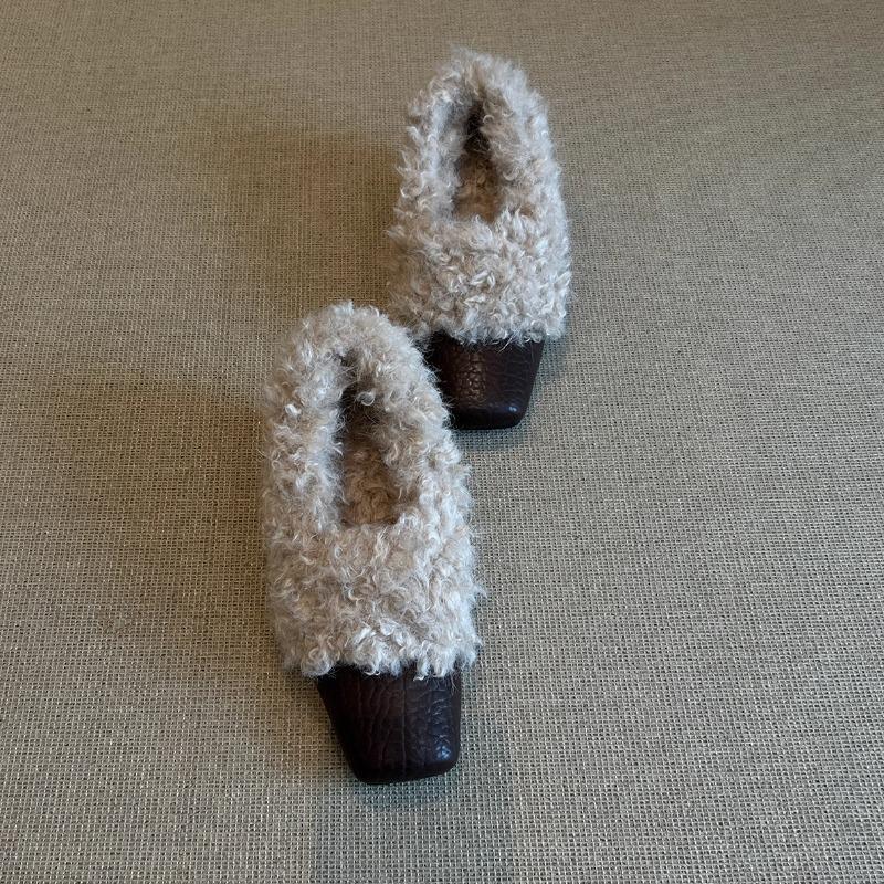 New Square-toed One-foot Height-increasing Single Shoes for Women with Thick Heels and Fleece