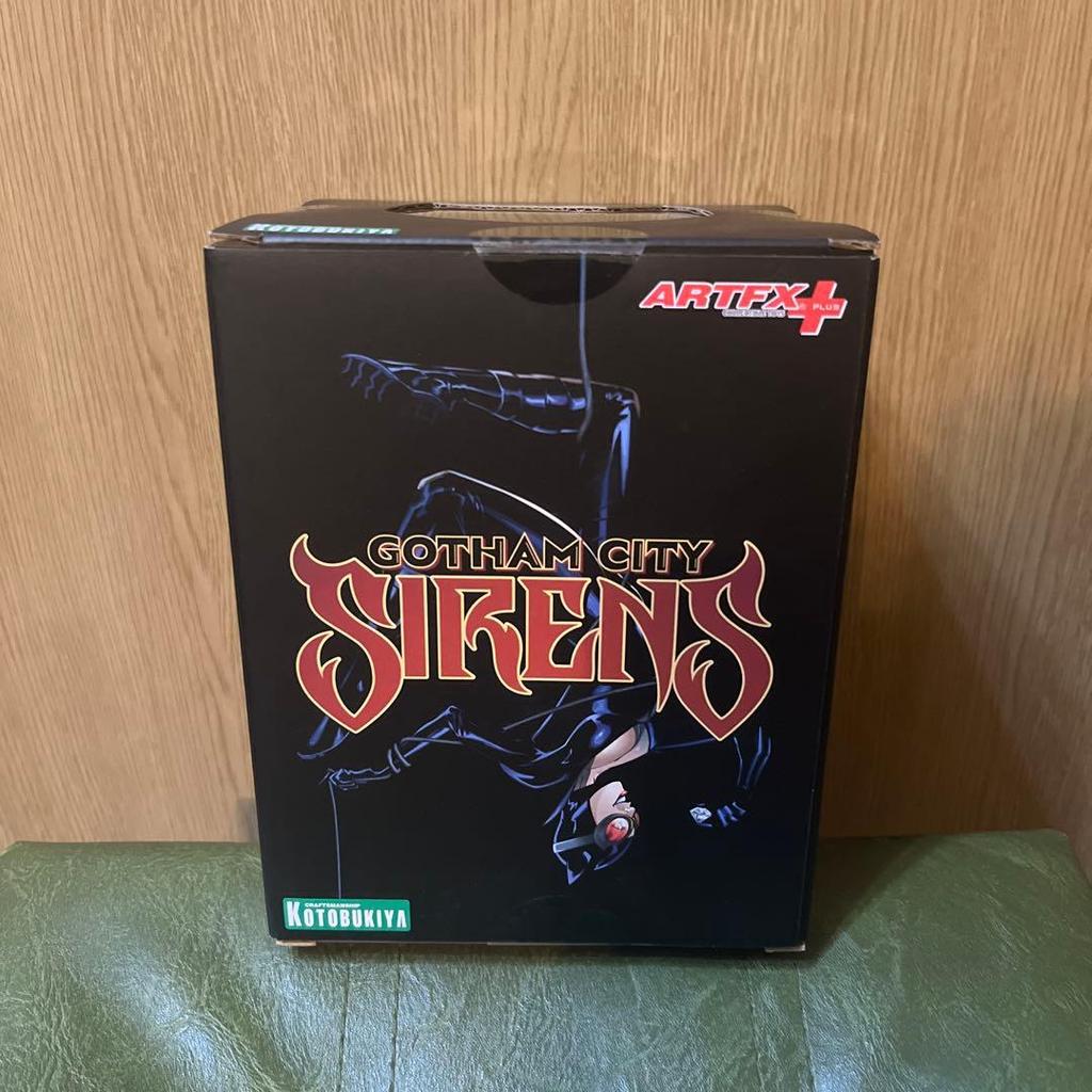 [USED] Catwoman figure DC Kotobukiya