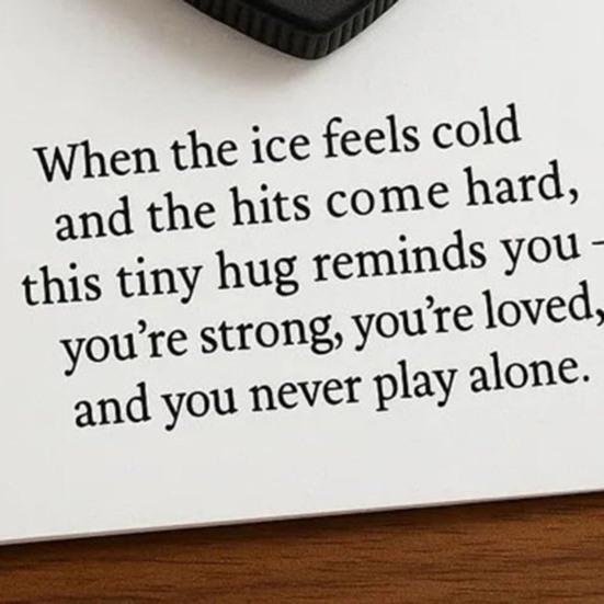 Love Heart Ball Pocket Hug with Positive Card Emotional Support Heart Shaped Ball Pocket Token Athletes Sports Fans Collectible Encouragement Gift