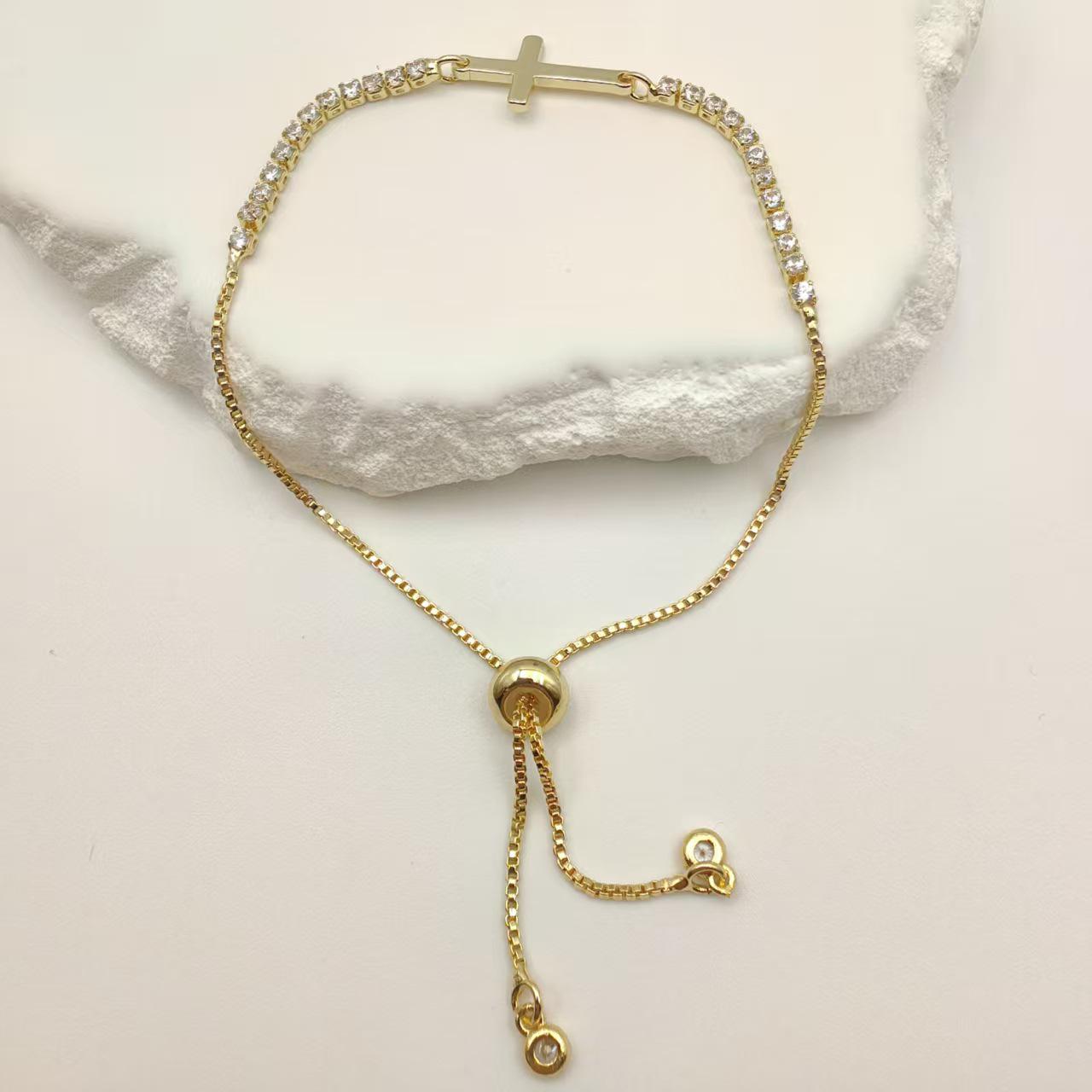 Стильный браслет-крестик с бусинами: Уникальный нишевый дизайн, универсальный подарок