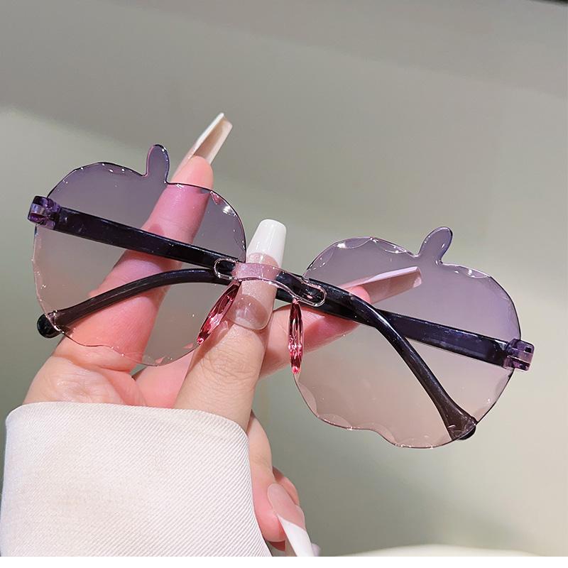 1/6 Pcs Rimless Cute Kids Sunglasses  New Fruit Shaped Decor Shades for Children Ins Trendy Gradient Multi-color Sun Glasses