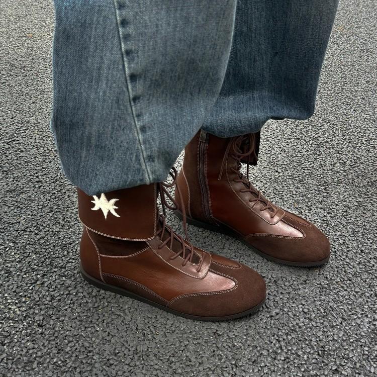 Leather Martin Boots Women's 2025 Autumn and Winter New Color Matching Wasteland Wind Round Head Side Zipper Short Boots Comfortable and Versatile Boo