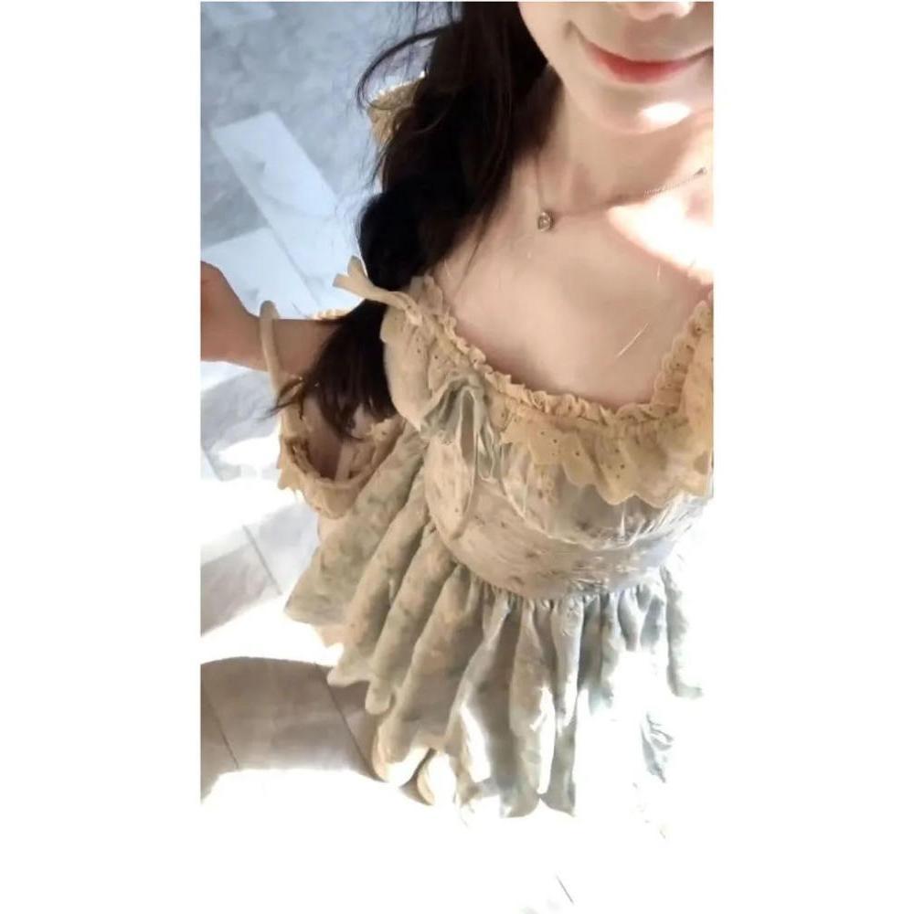 Sweet Spice Girl Blue Floral Suspender Dress Women's Summer Beauty Fluffy Short Skirt Small Flying Sleeves Waist Cake Skirt