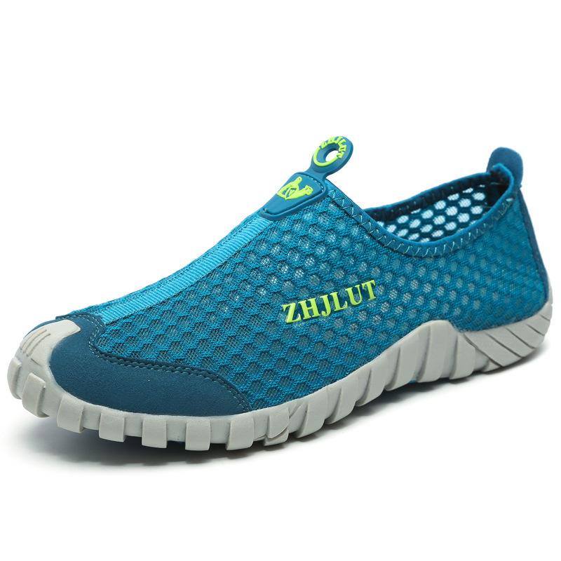 Household Net Breathable Hiking Shoes Couple Hiking Shoes Recruitment