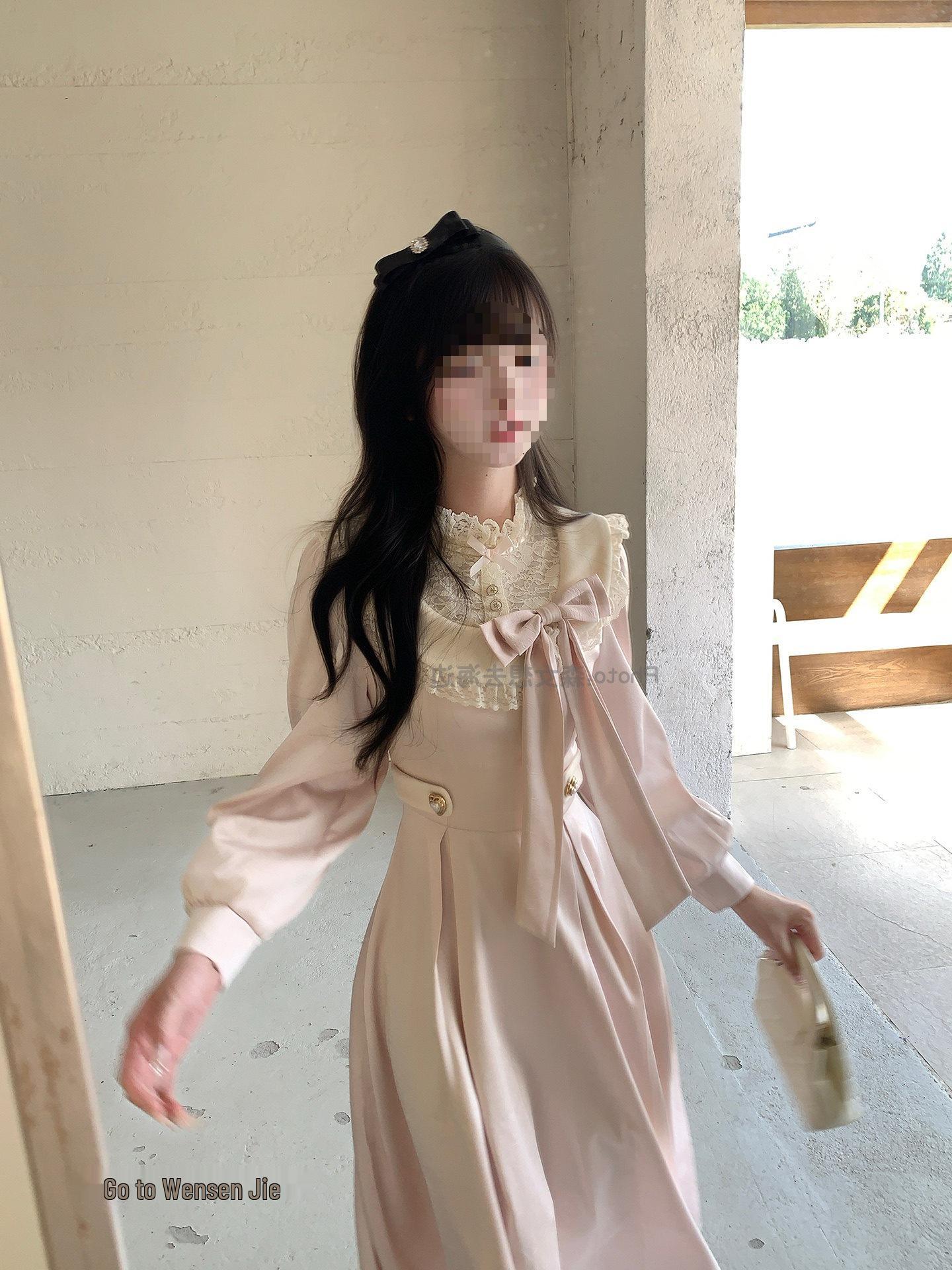 

Forest Girl Style Light Pink Long-Sleeved Autumn Dress Large рожевий