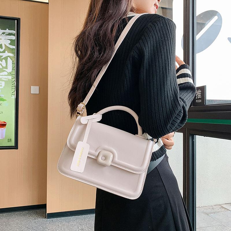 Foreign style niche design bag women's 2025 autumn new popular fashion messenger bag fashion portable small square bag
