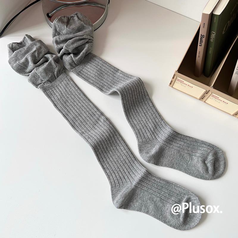 Lazy Style Over-the-Knee Women's Socks: Autumn/Winter White & Grey Scrunch, Thigh-High, Calf Boot Socks, Cotton, Japanese JK Style.