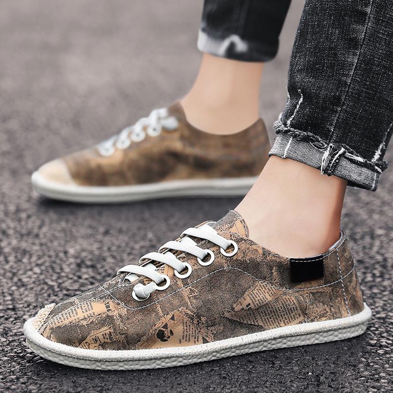 Mens Canvas Graffiti Shoes Hemp Insole Unisex Cloth Espadrilles Male Denim Loafers Slip on Cartoon Fisherman Easy Wear Plimsolls