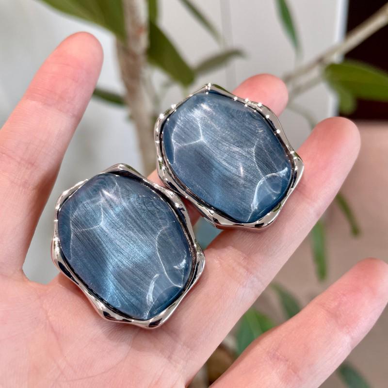 Vintage Blue Glass Bow Earrings - Retro Design Ornament
