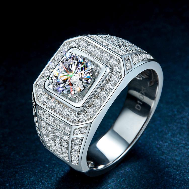 2026 Moissanite Group Inlaid with Diamonds Men's Ring Luxury Atmosphere Classic Gypsy Ring