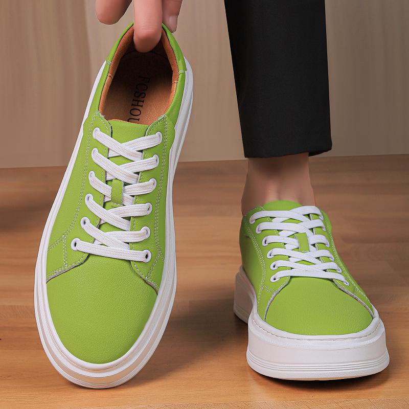 Fashion 2025 New Men's Casual Leather Shoes Outdoor Genuine Leather Designer Sneakers Comfy Flats Fashion Lace Up Tenis Masculino Shoes