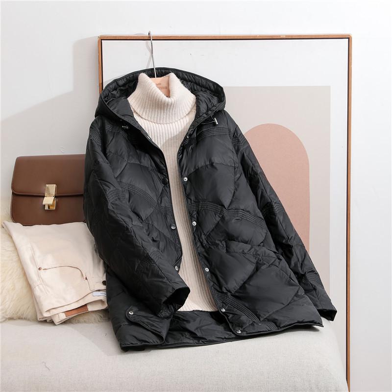 Women's 2024 Mid-Length Lightweight Hooded Down Jacket - Slimming Autumn/Winter Fashion with Xiangyun Pattern.