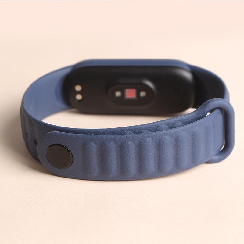 

Силиконовый ремешок для Mi Band 5 6 7 miband 7 Смарт-браслет Запасные аксессуары Новый модный браслет для Mi Band 7 6 5 Ремешок for Mi Band 7 синий