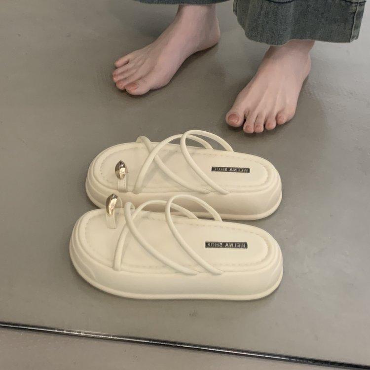 

Set of toe French small sandals summer wear 2025 new thick-bottomed beach vacation fairy style flip-flops 40