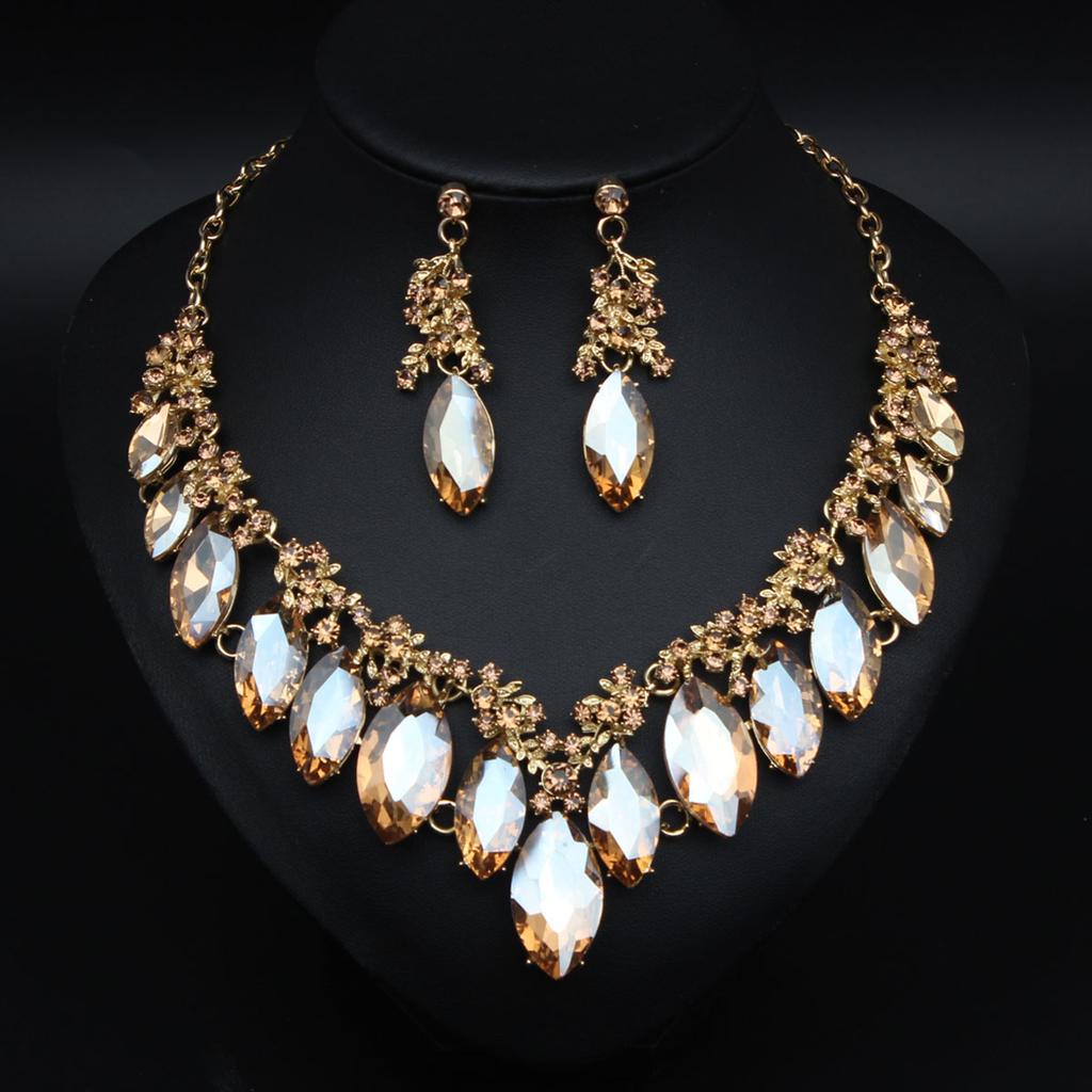 2026 European and American Exaggerated Big Gem Necklace Earrings Set Bridal Banquet Dress Accessories