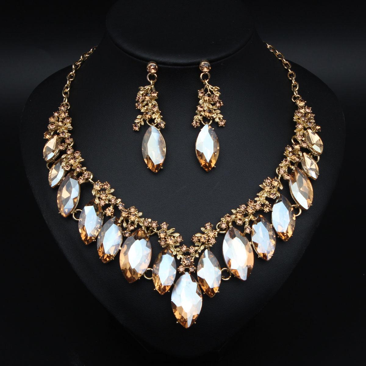 2026 European and American Exaggerated Big Gem Necklace Earrings Set Bridal Banquet Dress Accessories 45CM шампанского