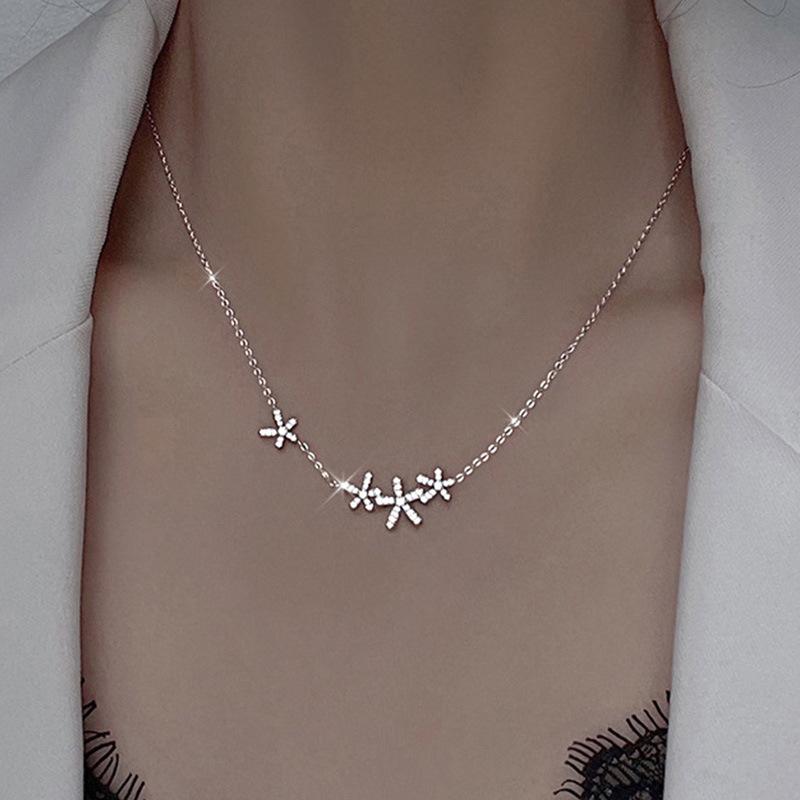 Cherry Blossoms Pendant Necklace for Women Mnimalist Clavicle Chain Wedding Party Jewelry