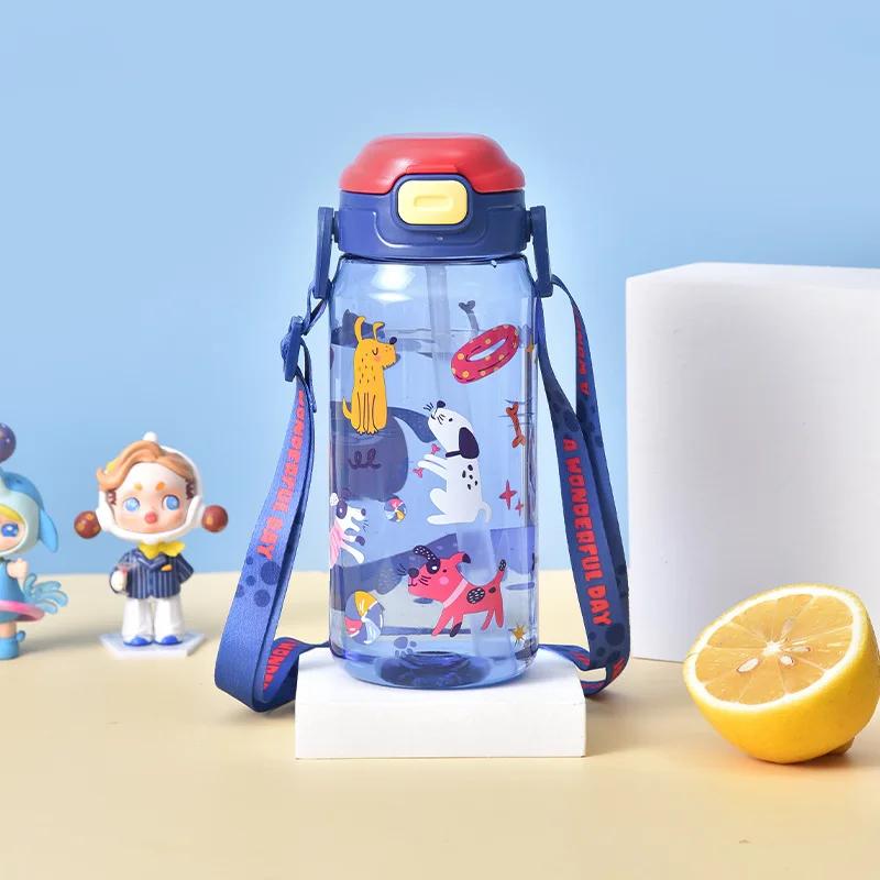 

550 мл Детская бутылка для воды для школы, портативная мультяшная собака, поильник, креативная чашка для кормления с трубочками и крышками, посуда для питья 550ml синий