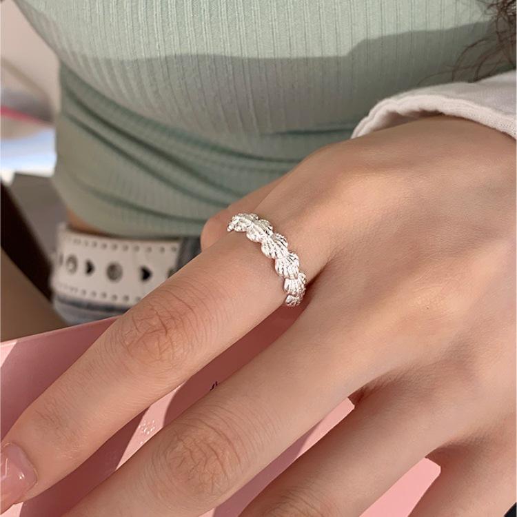 

Korean Style Star Shell Ring: Versatile Open Design for Women, Perfect for Stacking and Trendy Look Adjustable Opening
