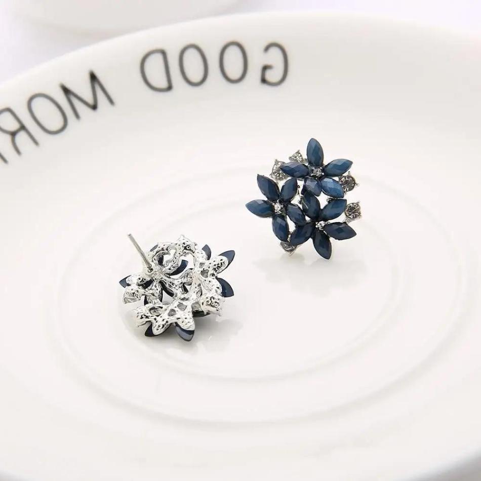 1 Pair New Sweet Color Sweet Small Fresh Flower Zircon Sparkling Diamond Exaggerated Fashion Temperament Earrings Korean Version