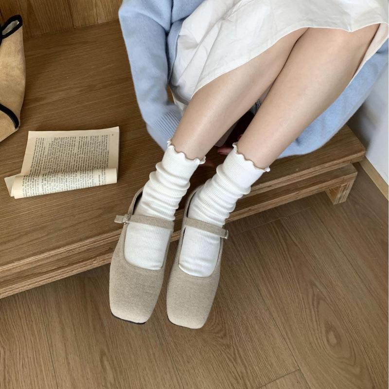 French square head with Mary Jane shoes for women in spring and autumn 2025, new evening fairy wind woolen light mouth single shoes